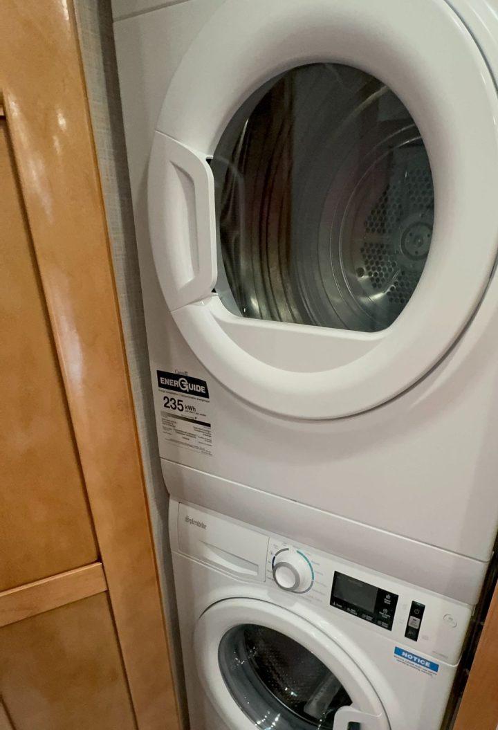 Complete Guide to RV Laundry Solutions for Full-Time RVers | Life in The RV